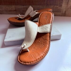 Born Cream and Tan Leather Sandals